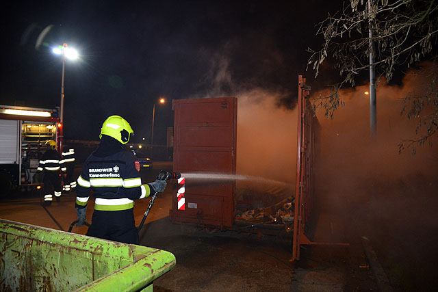 2016/16/GB 20160107a 003  Containerbrand Lindberghstraat.jpg